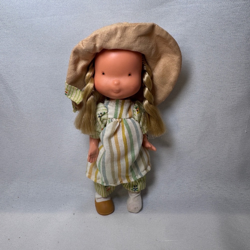 Vintage 1975 Knickerbocker Amy Doll Holly Hobbie Friend 6 Inch Striped Dress Hat
